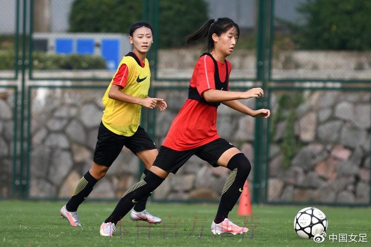 2020中国太平中国足协女甲联赛“乘风破浪，敢耀绽放”